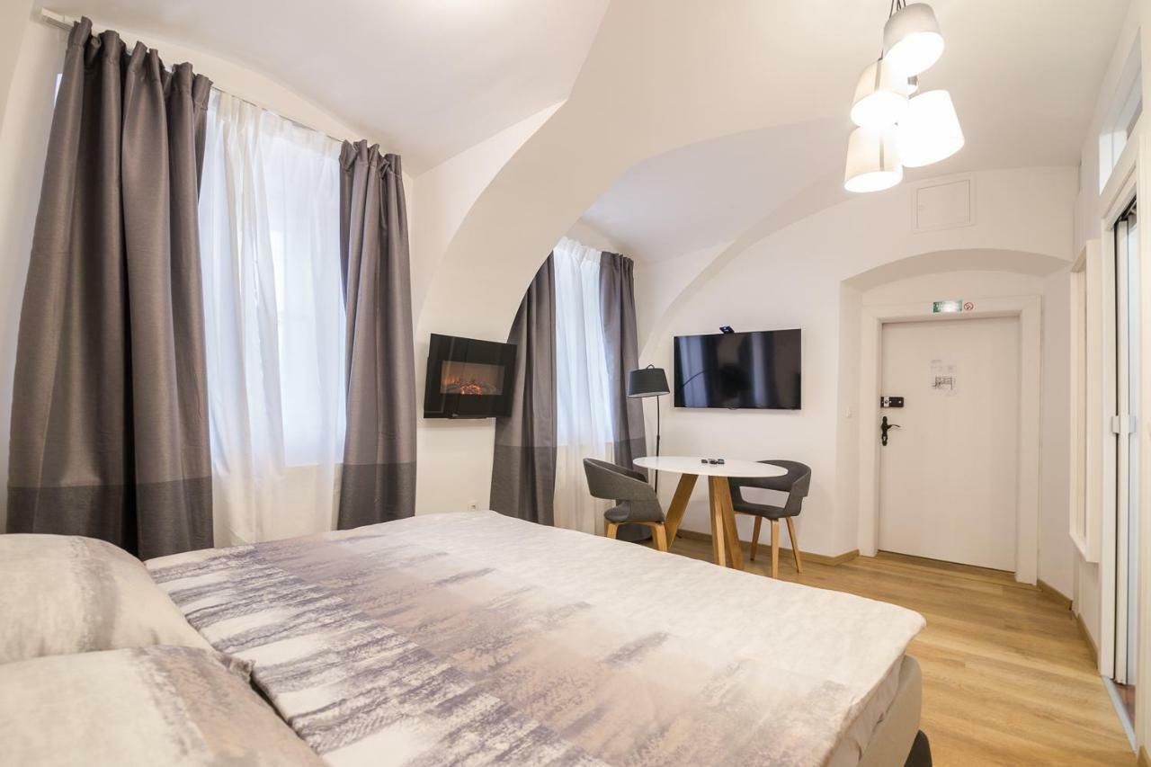 St. Marks Apartment 2 ザグレブ エクステリア 写真
